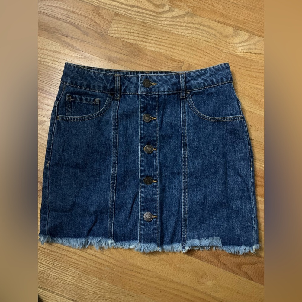 Forever 21 Denim Skirt size S